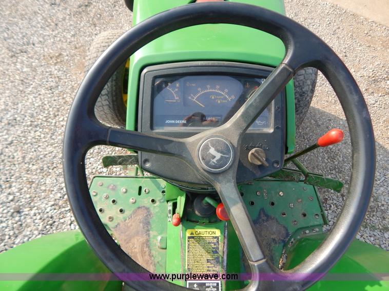 image for item AW9206 John Deere 770 MFWA tractor
