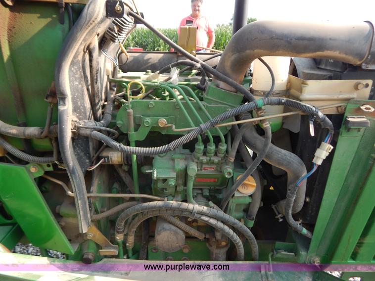image for item AW9206 John Deere 770 MFWA tractor