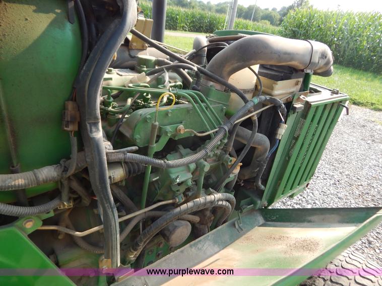 image for item AW9206 John Deere 770 MFWA tractor