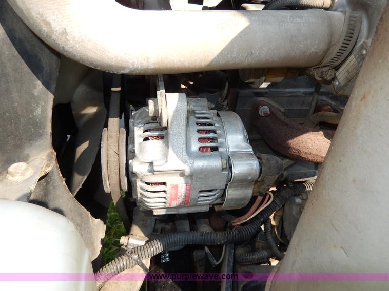 image for item AW9657 2004 Toro Sidewinder turf mower