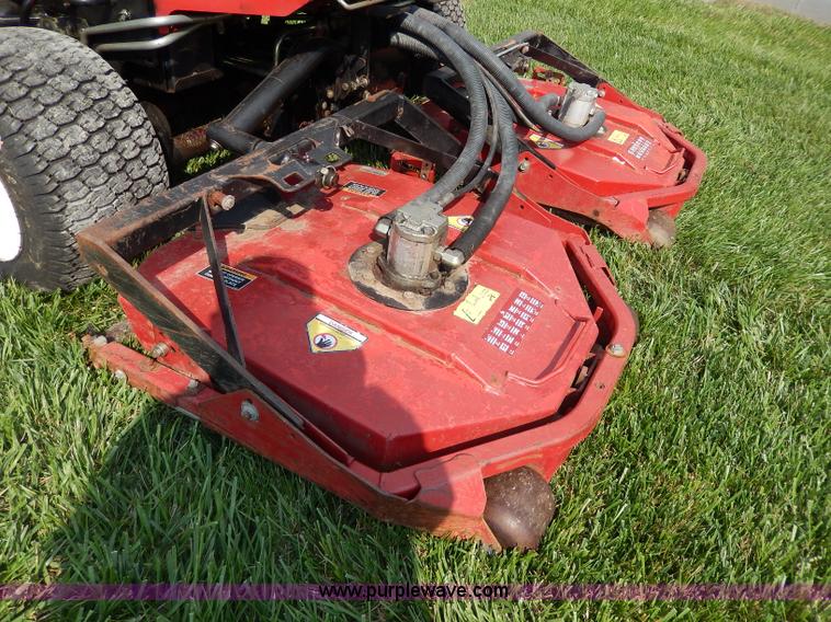 image for item AW9657 2004 Toro Sidewinder turf mower