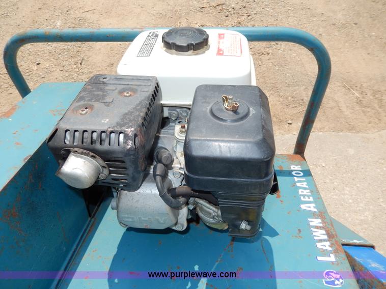 image for item AW9675 Bluebird lawn aerator