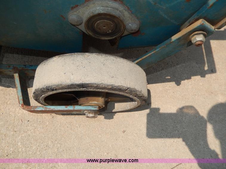 image for item AW9675 Bluebird lawn aerator