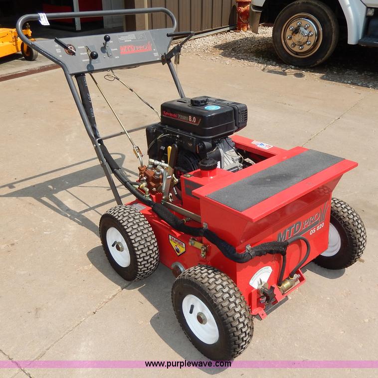 image for item AW9676 MTD Pro seeder