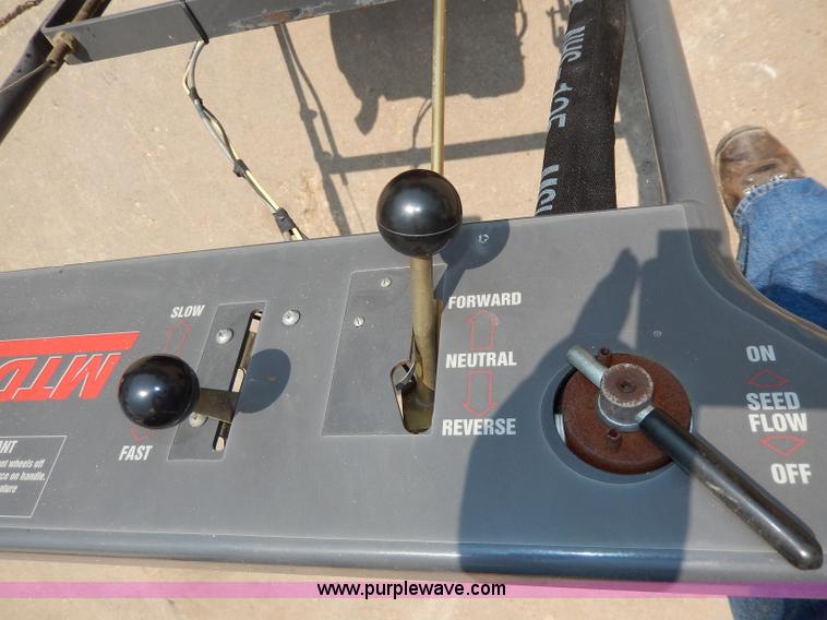 image for item AW9676 MTD Pro seeder