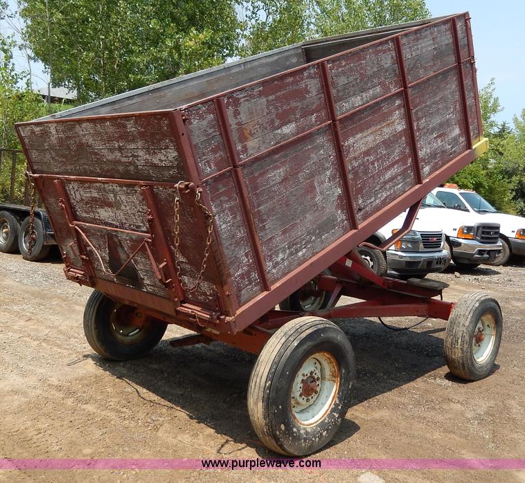image for item AW9678 Lundell 5026 grain wagon