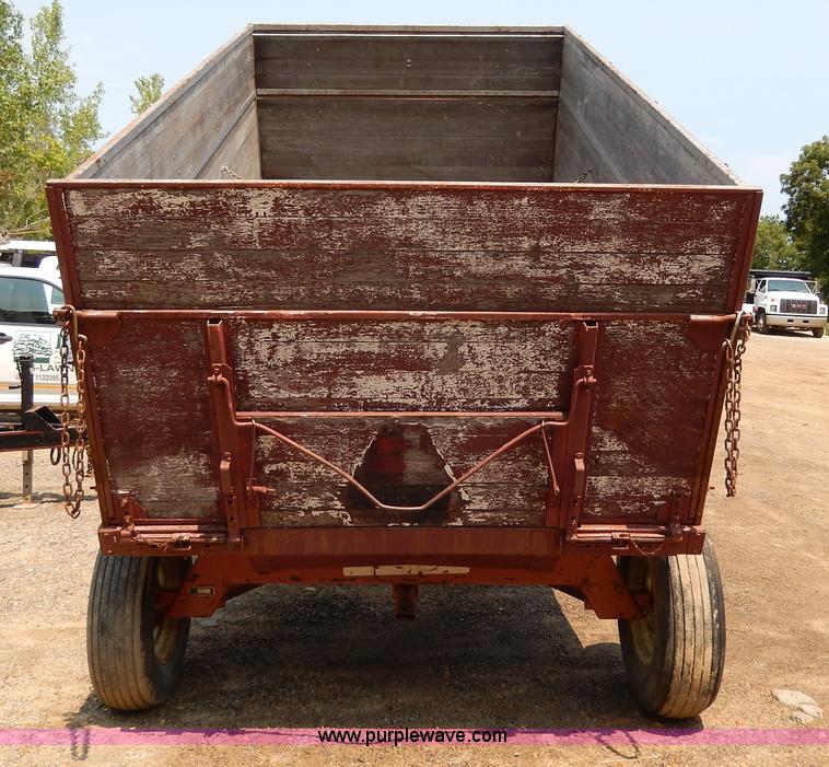image for item AW9678 Lundell 5026 grain wagon