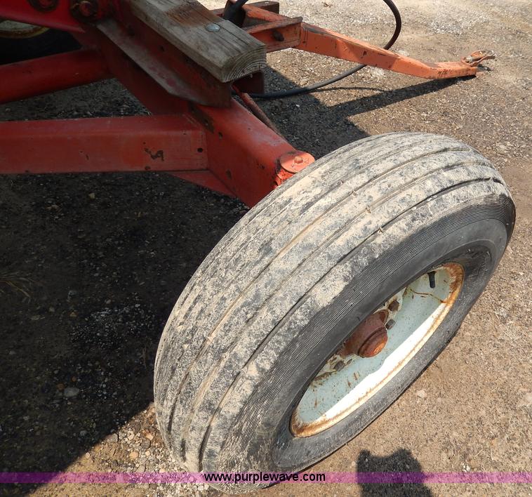 image for item AW9678 Lundell 5026 grain wagon