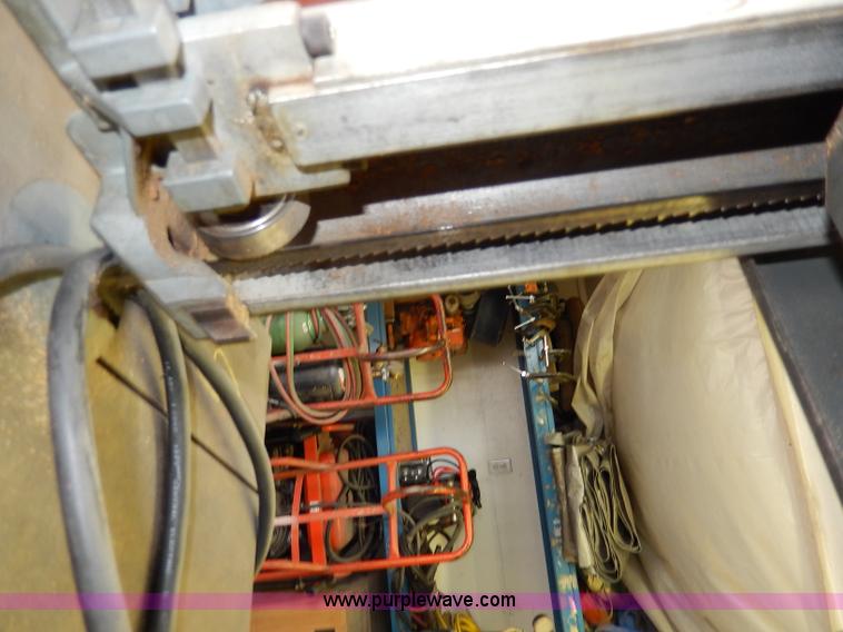 image for item AW9700 Boice Crane band saw