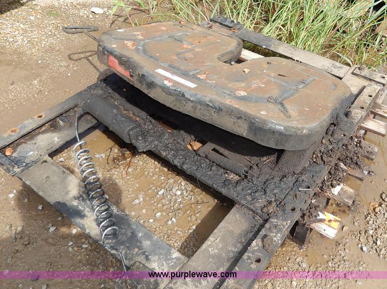 image for item AW9702 Air operated sliding fifth wheel