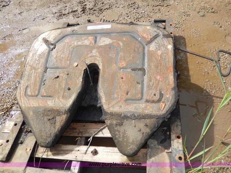 image for item AW9702 Air operated sliding fifth wheel