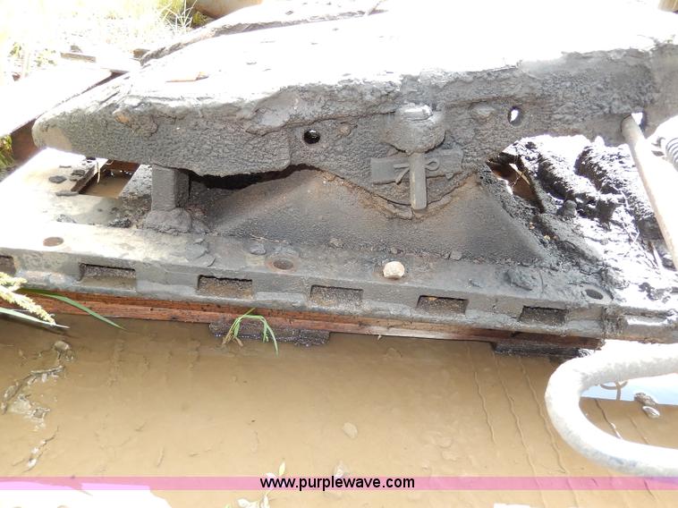 image for item AW9702 Air operated sliding fifth wheel