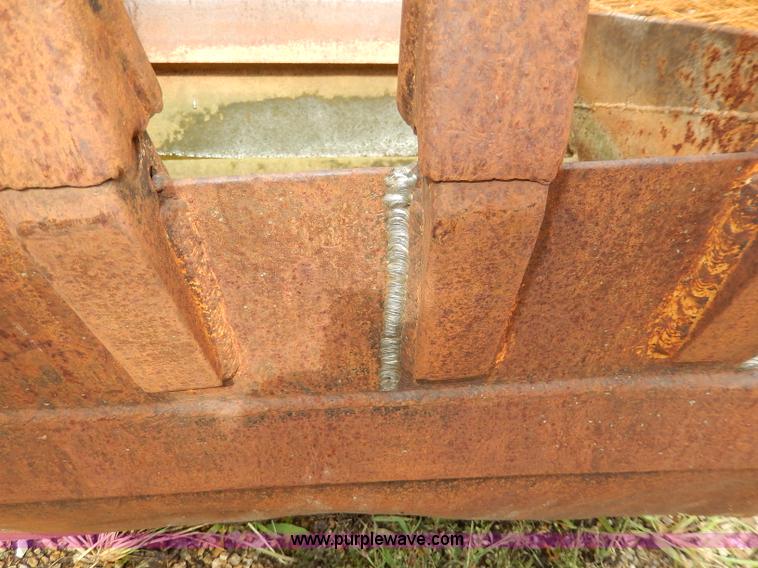 image for item AW9704 Six tooth bucket