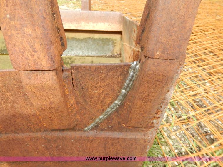 image for item AW9704 Six tooth bucket