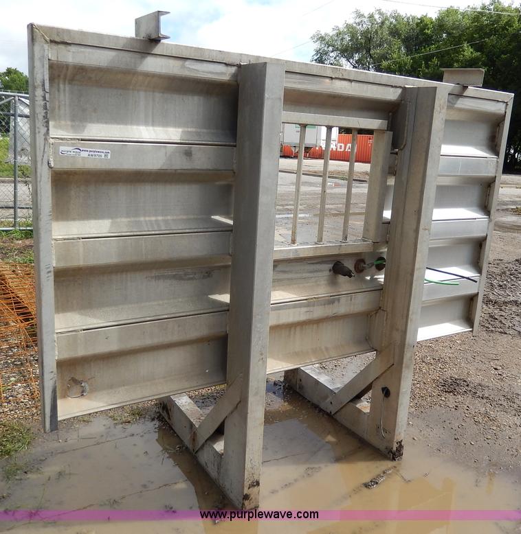 image for item AW9705 Semi truck headache rack