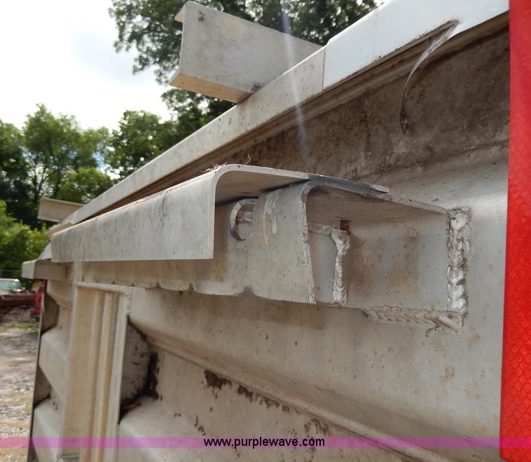 image for item AW9705 Semi truck headache rack