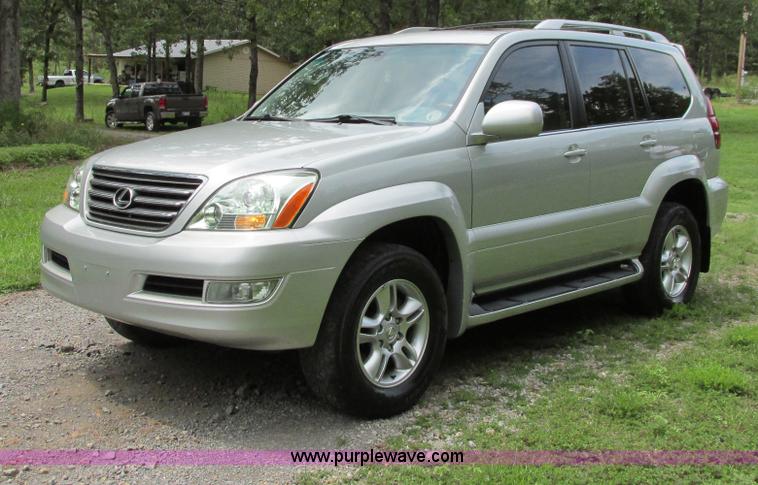 image for item B4794 2003 Lexus GX470 SUV
