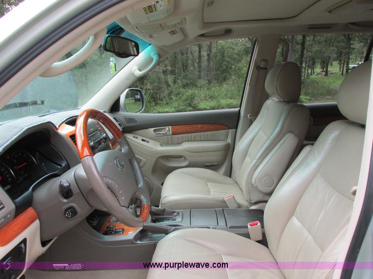 image for item B4794 2003 Lexus GX470 SUV