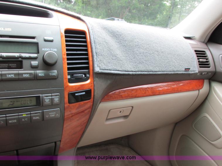 image for item B4794 2003 Lexus GX470 SUV