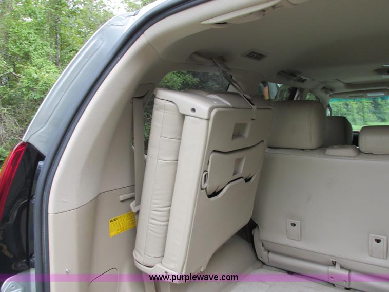 image for item B4794 2003 Lexus GX470 SUV