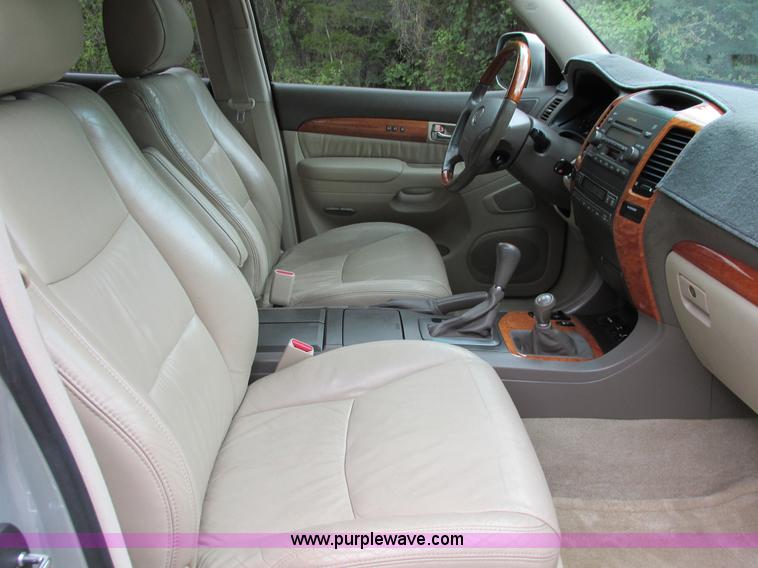 image for item B4794 2003 Lexus GX470 SUV