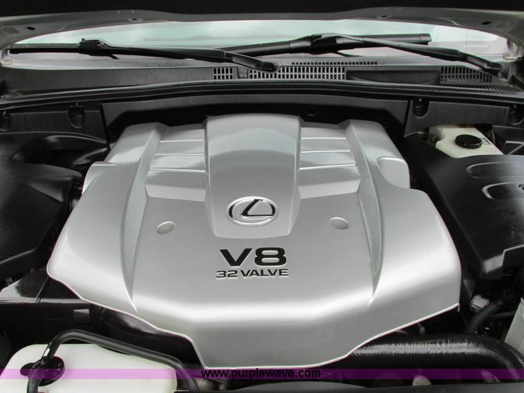 image for item B4794 2003 Lexus GX470 SUV