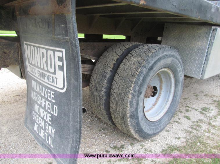 image for item D7459 1997 Chevrolet 3500 Cheyenne flatbed truck