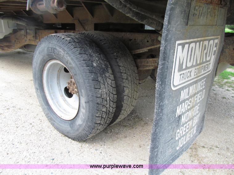 image for item D7459 1997 Chevrolet 3500 Cheyenne flatbed truck