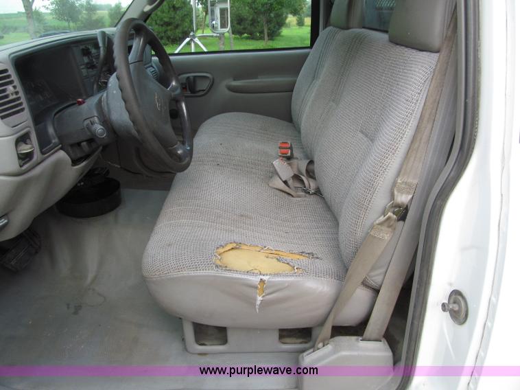 image for item D7459 1997 Chevrolet 3500 Cheyenne flatbed truck