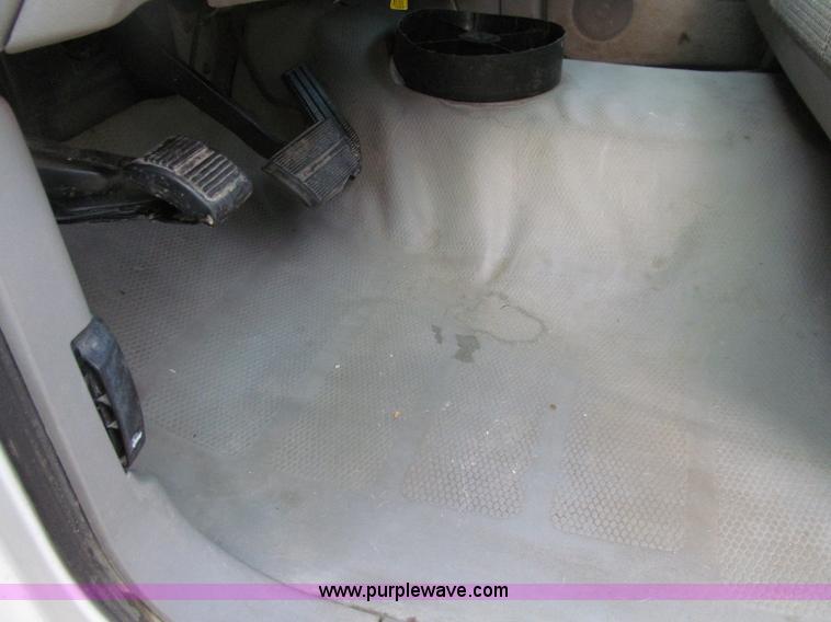 image for item D7459 1997 Chevrolet 3500 Cheyenne flatbed truck