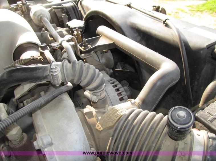 image for item D7459 1997 Chevrolet 3500 Cheyenne flatbed truck