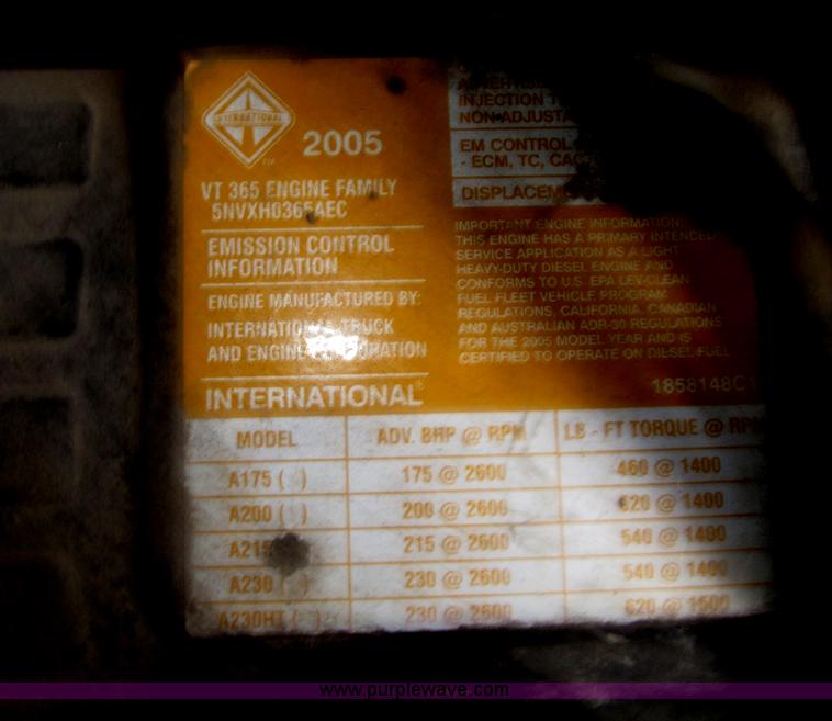 image for item D7462 2006 Ford F650 XL Super Duty box truck