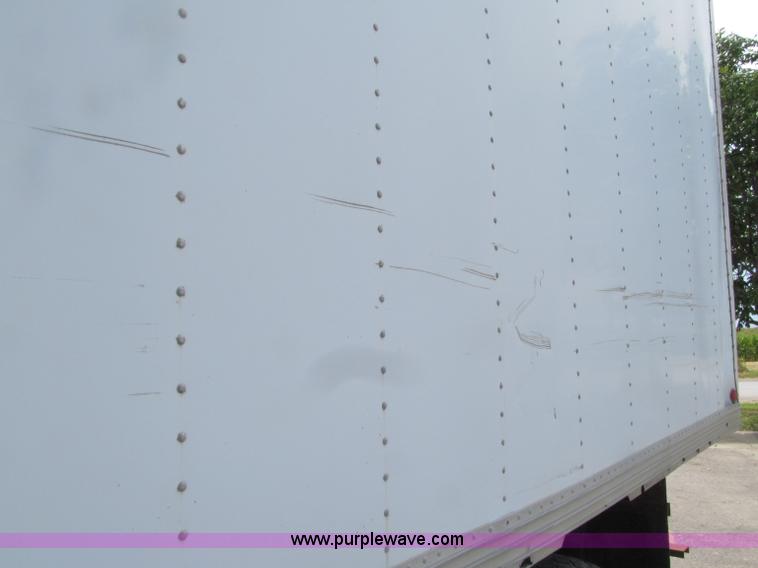 image for item D7462 2006 Ford F650 XL Super Duty box truck