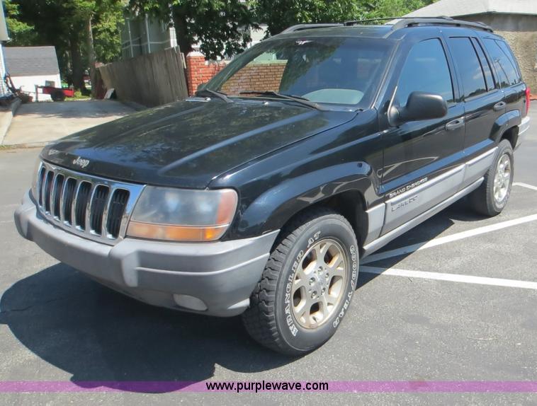 image for item E5507 2000 Jeep Grand Cherokee Laredo SUV