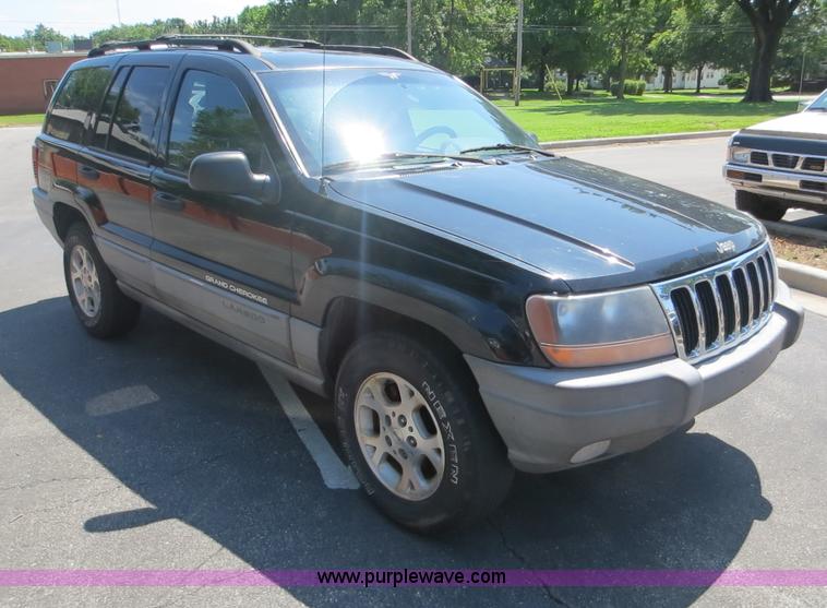 image for item E5507 2000 Jeep Grand Cherokee Laredo SUV
