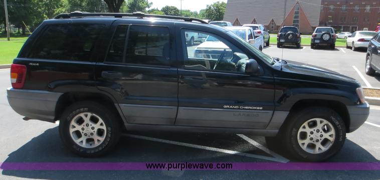 image for item E5507 2000 Jeep Grand Cherokee Laredo SUV