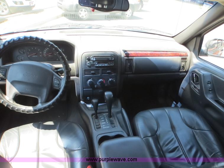 image for item E5507 2000 Jeep Grand Cherokee Laredo SUV