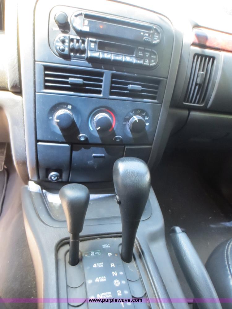 image for item E5507 2000 Jeep Grand Cherokee Laredo SUV