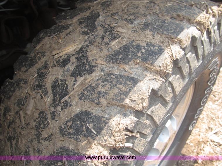 image for item F7078 1998 Chevrolet Silverado 3500 pickup truck