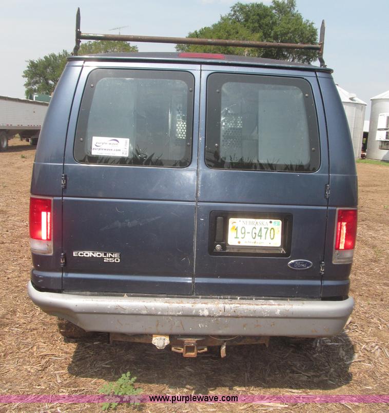 image for item F7080 1998 Ford Econoline E250 van