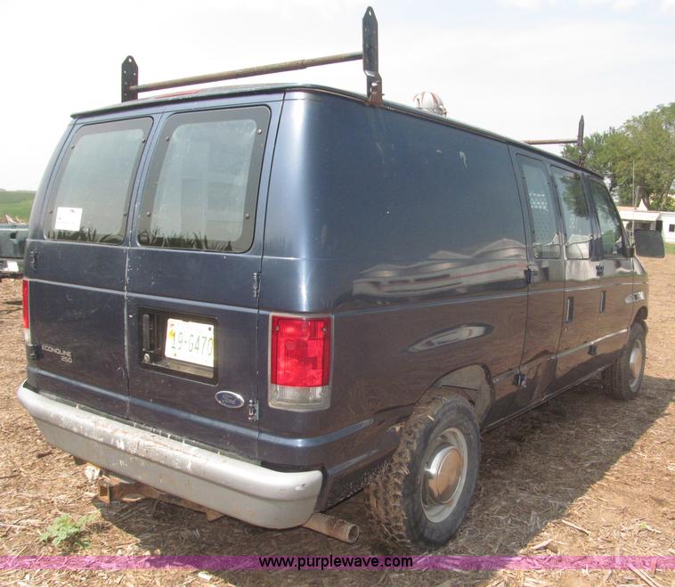 image for item F7080 1998 Ford Econoline E250 van