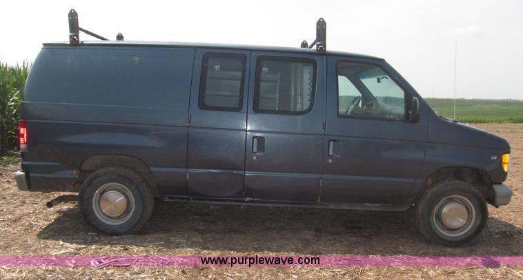 image for item F7080 1998 Ford Econoline E250 van