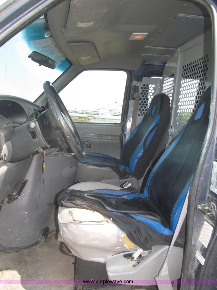 image for item F7080 1998 Ford Econoline E250 van