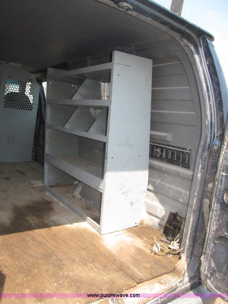 image for item F7080 1998 Ford Econoline E250 van