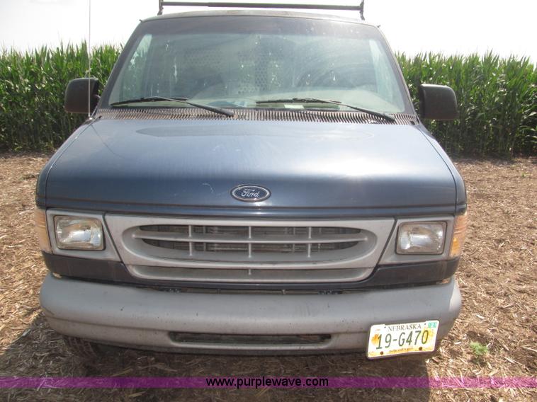 image for item F7080 1998 Ford Econoline E250 van