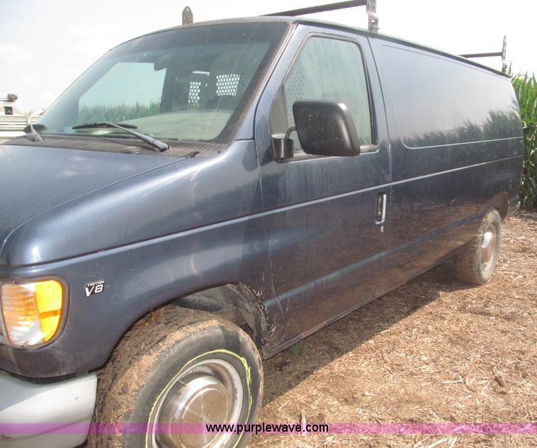 image for item F7080 1998 Ford Econoline E250 van