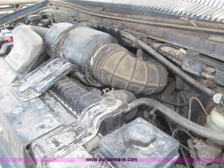 image for item F7080 1998 Ford Econoline E250 van