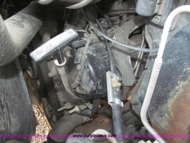 image for item F7080 1998 Ford Econoline E250 van