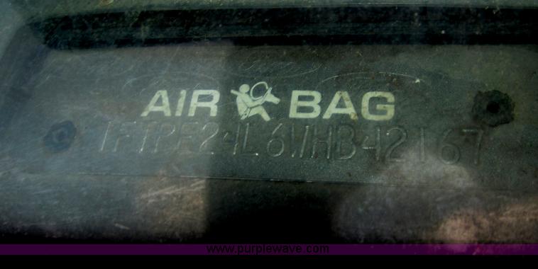 image for item F7080 1998 Ford Econoline E250 van