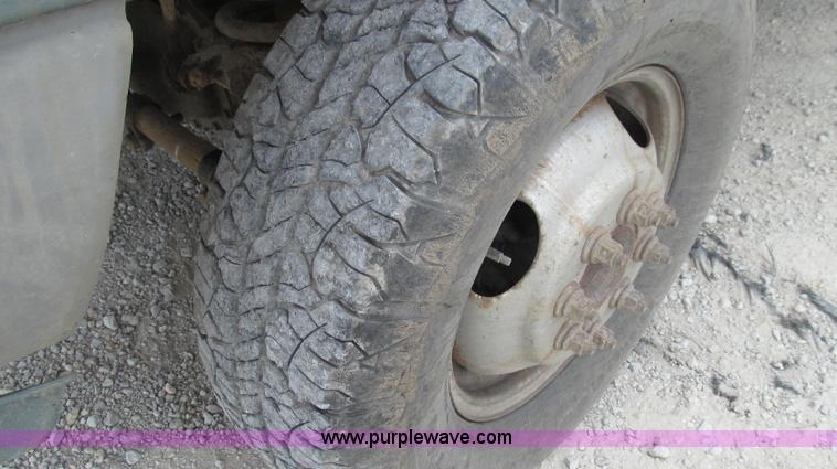 image for item G2070 1998 Dodge Ram 3500 Laramie SLT flatbed pickup truck